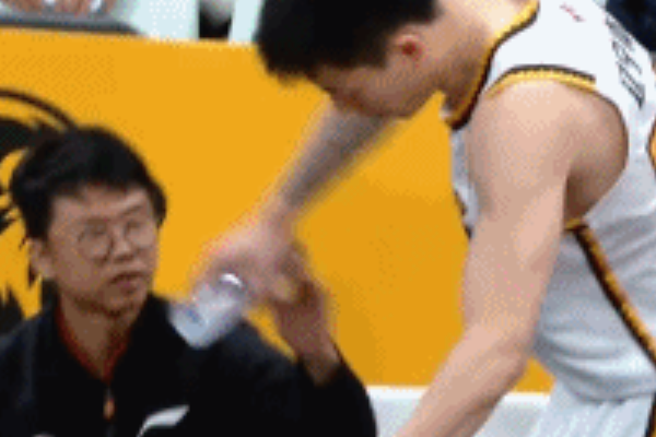  廣廈逆襲！遼寧男籃新賽季首戰(zhàn)失利遭遇慘敗